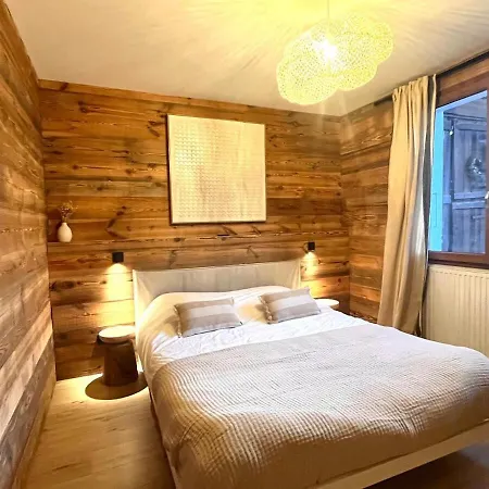 House For 10 People Casa vacanze Notre-Dame-du-Pré